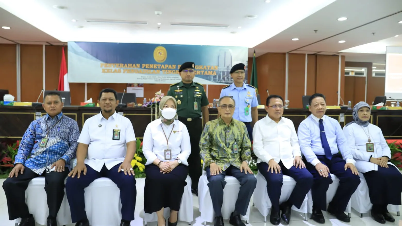 73 PENGADILAN MENERIMA SK PENETAPAN DAN PENINGKATAN KENAIKAN KELAS