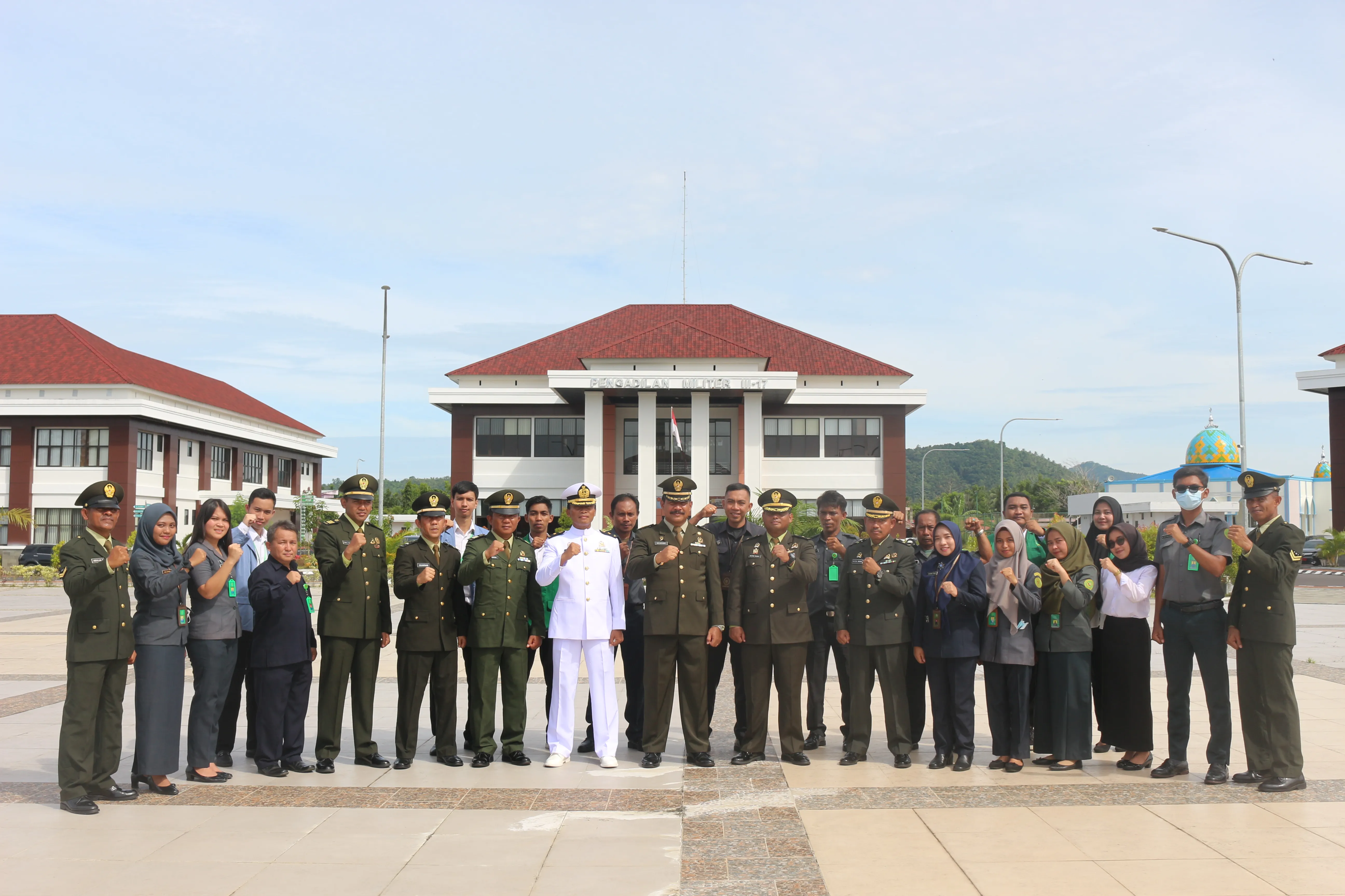 Peringati Hari Sumpah Pemuda 6 Satuan Kerja Peradilan terpadu Laksanakan Upacara Bendera